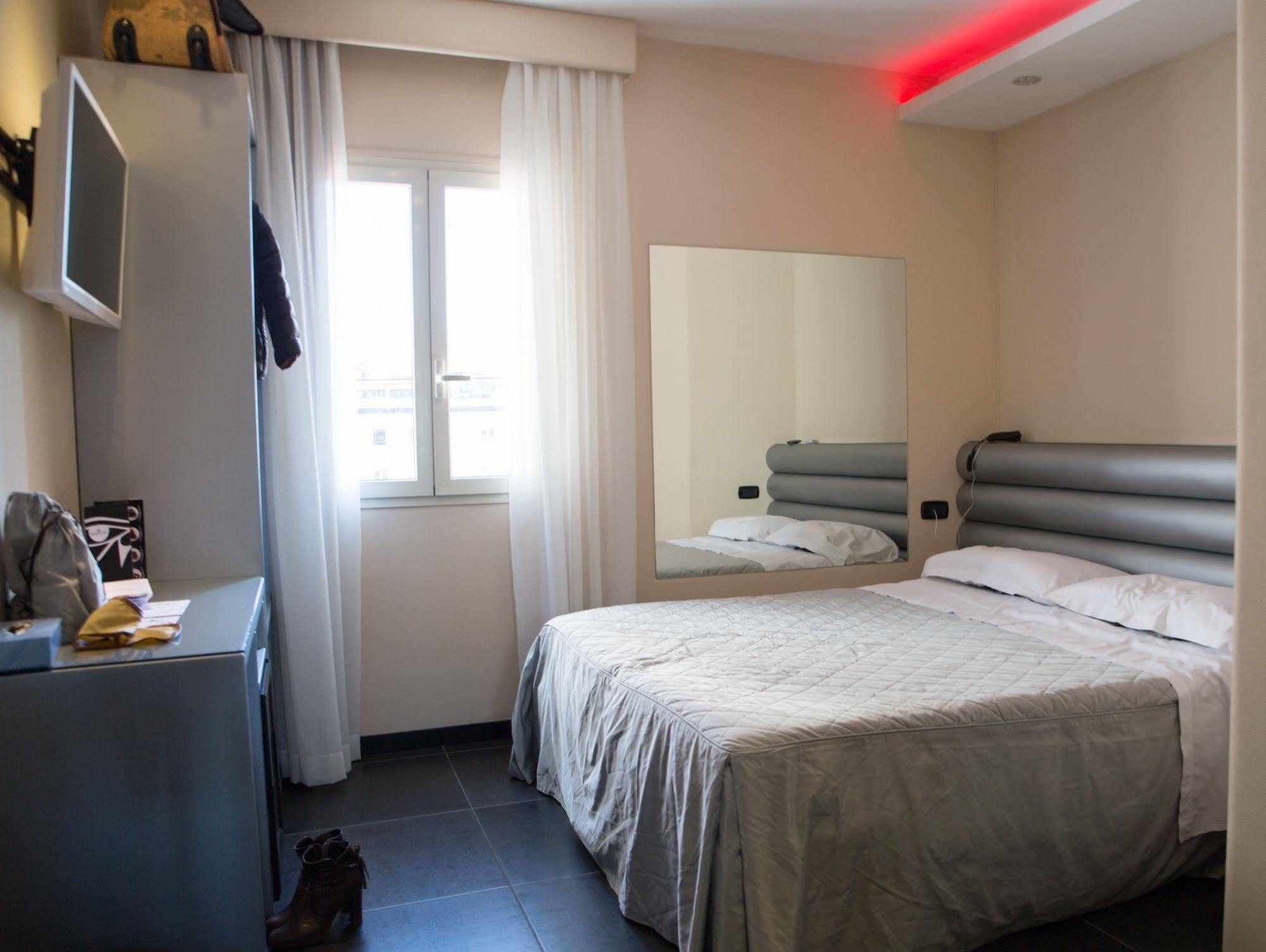 Kleopatra Design Hotel Napoli Dış mekan fotoğraf